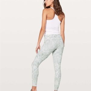 Lululemon Wunder Under Hi-Rise Tight 28" Jasmine White Multi size 6
